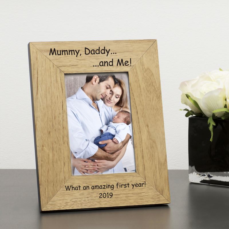Mummy, Daddy... and Me! Wood Frame 6 x 4 The Personalised Gift Shop